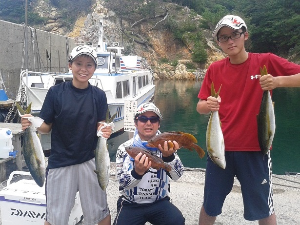 今日の釣果 ヒラマサ アコウ 小島様 出雲日御碕 ごんげん 木村渡船 日御碕 宇竜 渡船 ごんげん丸 釣り情報