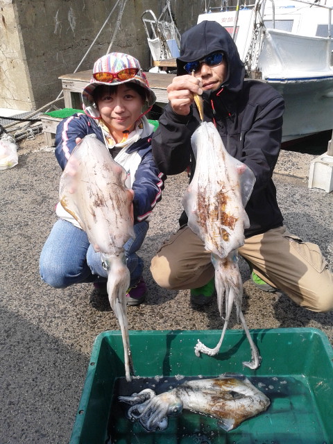 ５月８日 今日の釣果 ヒラマサ アオリイカ 島根県出雲日御碕 木村渡船 ごんげん 丸 島根県出雲日御碕 木村渡船 ごんげん 丸 日御碕 宇竜 渡船 ごんげん丸 釣り情報